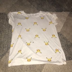 white graphic tee